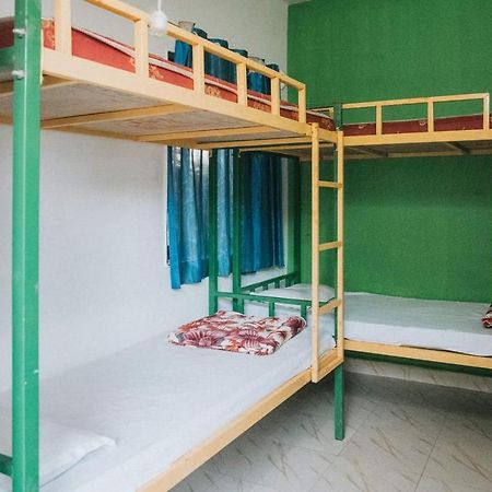 Rasta Mansion Beach Hostel And Rooms Arambol Eksteriør bilde