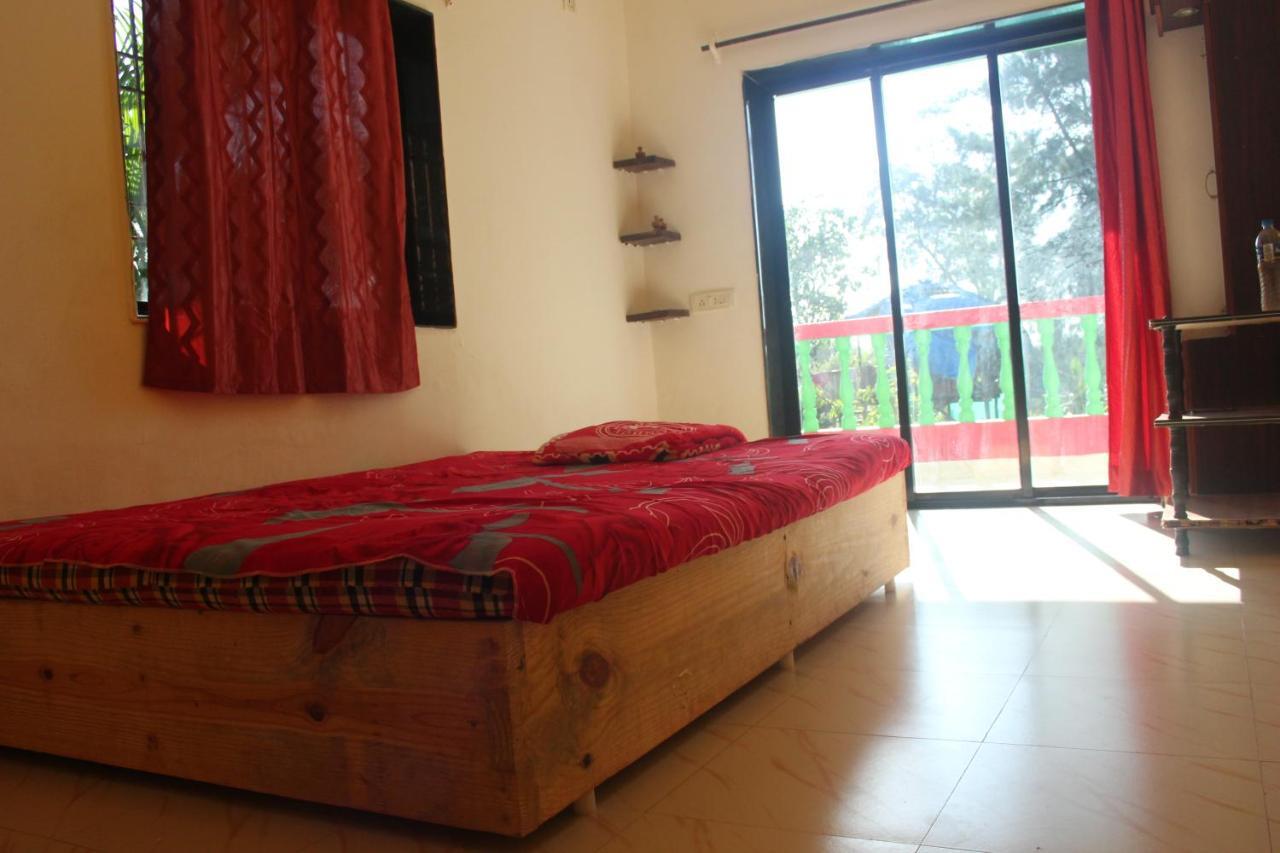Rasta Mansion Beach Hostel And Rooms Arambol Eksteriør bilde