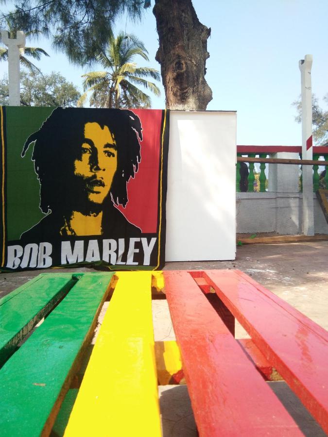 Rasta Mansion Beach Hostel And Rooms Arambol Eksteriør bilde